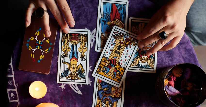 Tarot karte otkrivaju koji znak ce u bliskoj buducnosti biti tuzan,a kome ceka predivan period! Tarot karte otkrivaju koji znak ce u bliskoj buducnosti biti tuzan,a kome ceka predivan period!