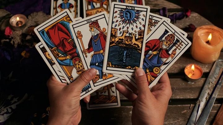 Ciganske karte prognoziraju i proricu blizu buducnost:Jednom zodijaku vencanje!